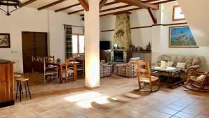 Chalet con piscina El Arado