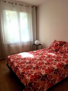 Appartements BEZIERS, Chez Chrystel et Pierre, Proche hopital et commodites 2 chambres, appartement cosy dans residence, place de parking privee, 10mn de la mer en voiture : photos des chambres