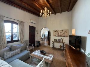 Heart and Soul of Aegina Apartment