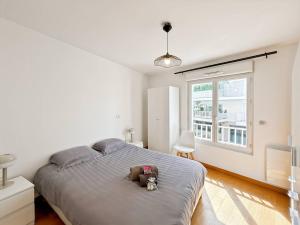 CAM103 - Beau 2 pièces avec terrasse