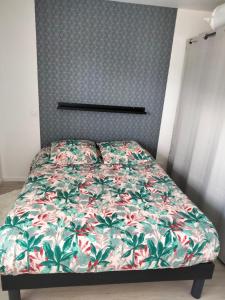 Maisons de vacances Les gites de Maya : Maison 1 Chambre