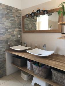 Maisons de vacances House with garden and pool near Montpellier : photos des chambres