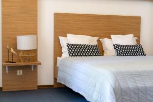 Studio with Garden View room in Roberto Hotel