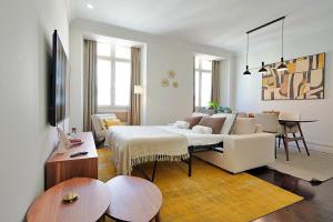 Mbird Baixa Deluxe With Elevator