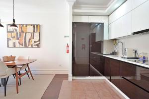 Mbird Baixa Deluxe With Elevator