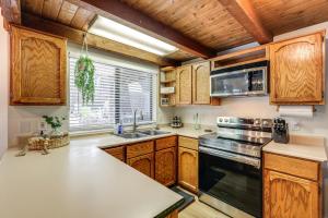 Grill and Games Family-Friendly Flagstaff Getaway!