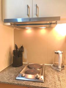 Uptown Parksuites BGC with Balcony