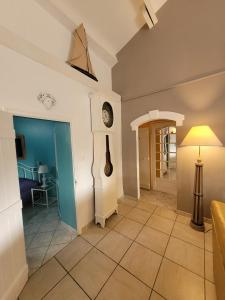 Maison 3 chambres , terrasse plein sud, 5 mn de la plage et foret