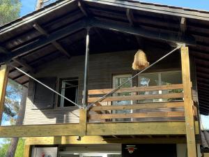 Maisons de vacances Heureux qui comme Ulysse a fait un beau voyage : Maison 4 Chambres