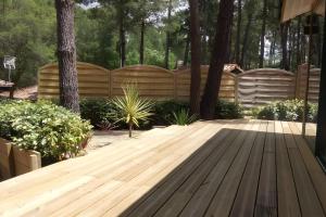 Maisons de vacances Maison, Piscine sous les pins : photos des chambres