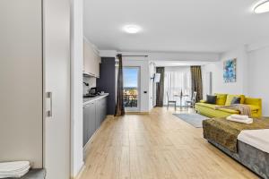 One SeaView studio - Infinity Pool & Spa Resort