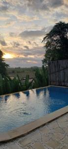 LA MEDDIAN Sunset VIEW 1 private bed room