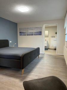 Ferienwohnung-mit-grosser-Terrasse-und-Garten-fuer-Geniesser