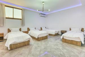 White Majorelle Casa Grande