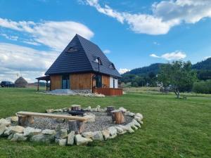 Deja View Cabin & Camp