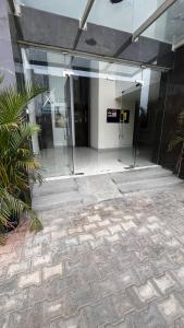 Comfy 2bhk flat with beautiful view- Pallikarnai