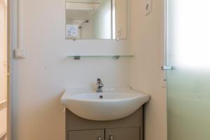 Campings Les Rives d’Auzon confort 8 pers : photos des chambres