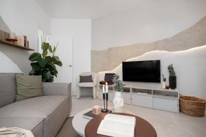 Atula - 3 bedrooms w balcony in Cuzco-Castillejos