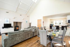 Puffin House CW68 Lower Mill Estate Cotswolds