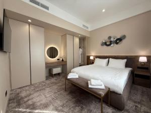 Bridal Suite room in Sofievsky Posad Hotel
