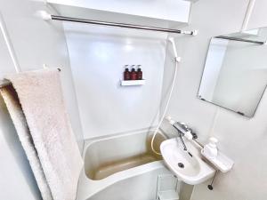 Shinjuku-Okubo Cozy Double, Free Wi-Fi