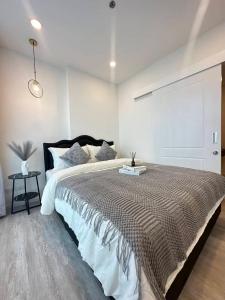 The CLEV Riverline Chaophraya