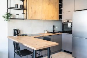 Central Apartments Katowice - City Center - Cozy One Bedroom Apartment - O10