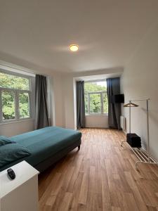Leopold Brussels 6
