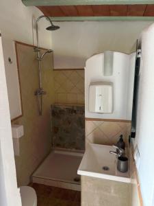 Habitación jardín junto al río