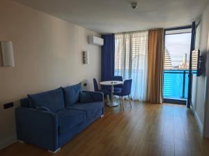 Downtown Comfort Roomy Studio in Orbi