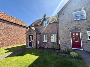 The Wagging Wave - Unrated properties in Filey