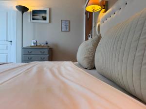 Hotels Hotel des Pins : photos des chambres