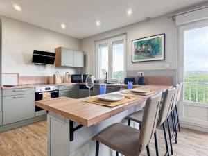 Lart de vivre en Baie, bel apt avec parking