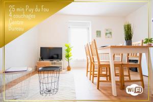 Appartements Le Regard sur La Place Leger et Raffine : photos des chambres