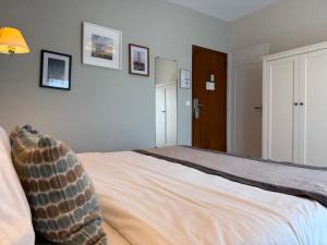 Hotels Hotel des Pins : photos des chambres