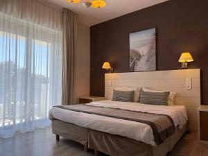 Hotels Hotel des Pins : photos des chambres