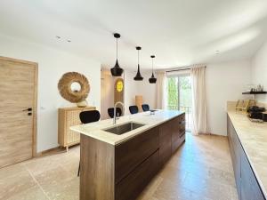 Villas Villa Providence - Piscine - Jardin - 6 chambres - 12 personnes : photos des chambres