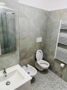 MMM HOME Train Station 1