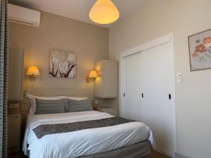 Hotels Hotel des Pins : photos des chambres