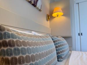 Hotels Hotel des Pins : photos des chambres