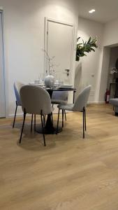 Scala 37 interno 1, Trastevere, Rome