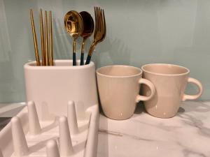 Vinhomes Grand Park Homestay-The Beverly Hills