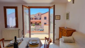 White City Center Apartment