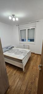 Apartmani Cara Lazara