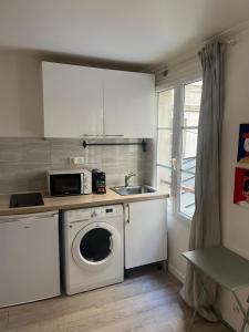 Place à 2 minutes du Musée Louvre Vivez Paris à Pied