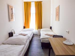 Two-room apartment near the center F2