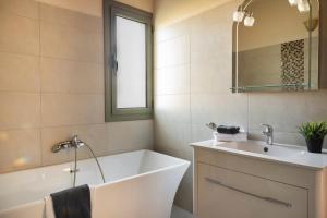 Villa Themis