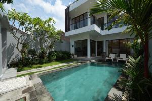 Big Top villa strategis location