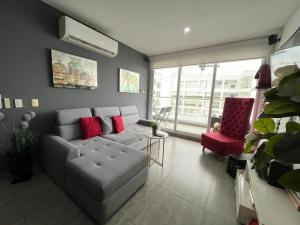 Morros Cartagena junto al Hotel las Américas Edificio Spiaggia salida a playa