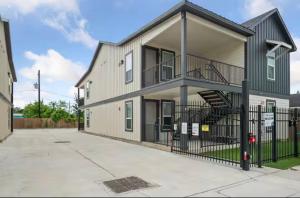 Houston Luxury 2bd Apartment